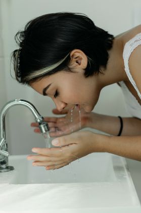 Fotografie ke článku Jak mít hydratovanou pleť celé léto – Esthé Laser Clinic