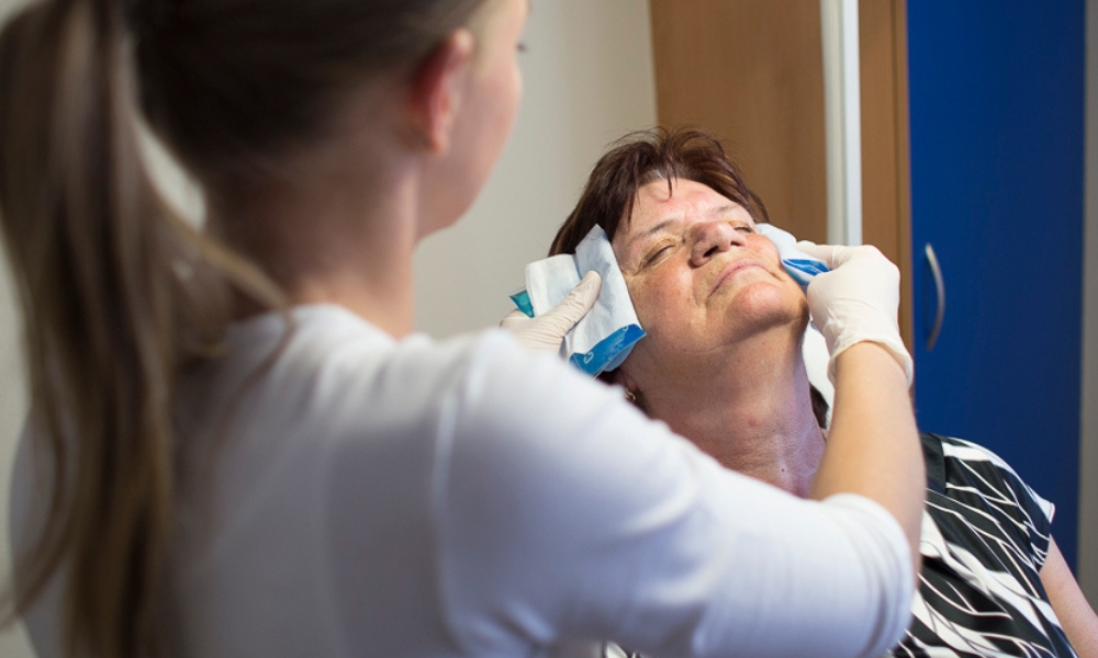 Fotografie ke článku Aplikace botulotoxinu – krok za krokem – Esthé Laser Clinic