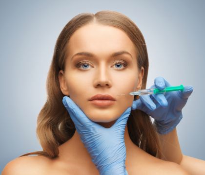 Fotografie ke článku LIQUID FACELIFT – Esthé Laser Clinic